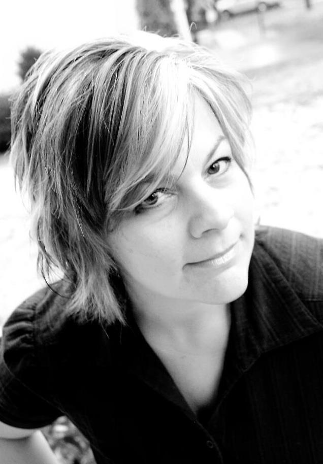 Andrea Galler, Notary Public in Fairfax, VA